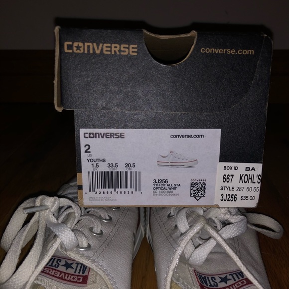 Youth sized converse all stars - Picture 2 of 5